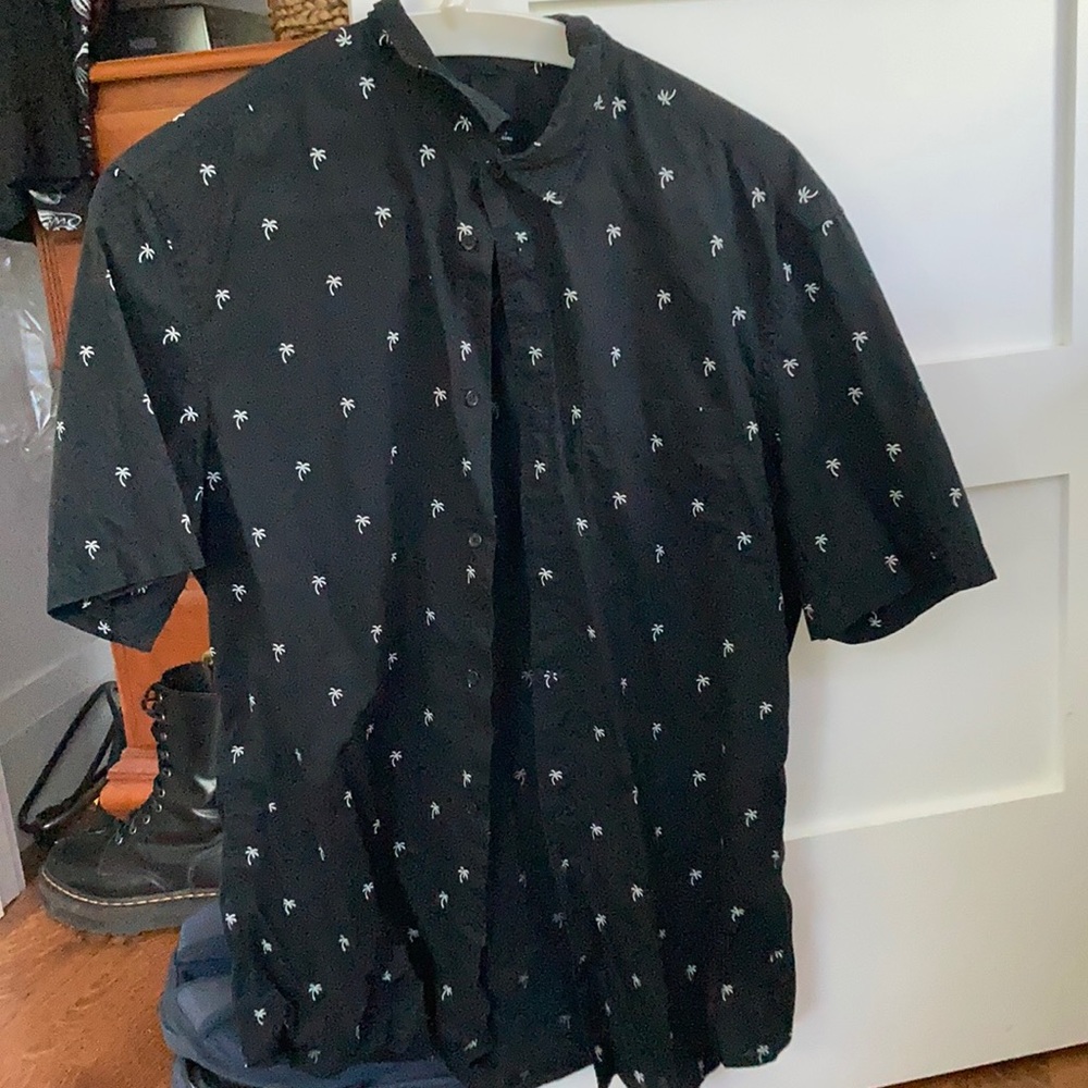 Black Palm Tree Patterned Button Down